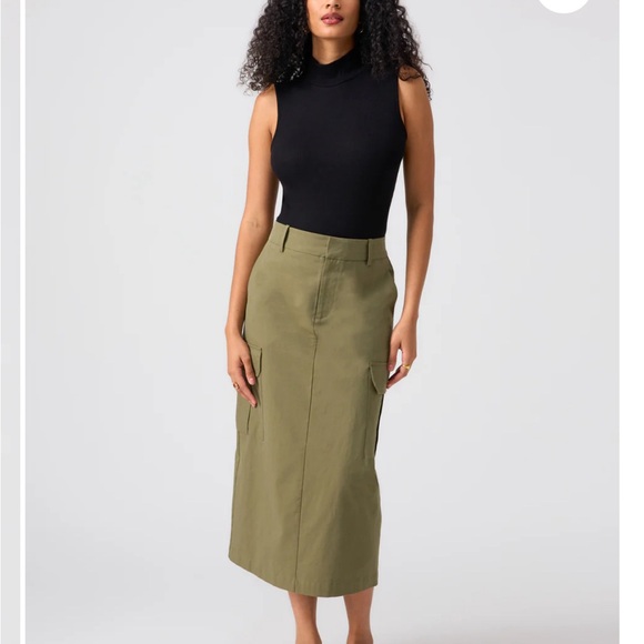 Sanctuary Essentials Sleeveless Mock Neck Tank Black Size Large. Worn Once EUC! - Picture 3 of 10